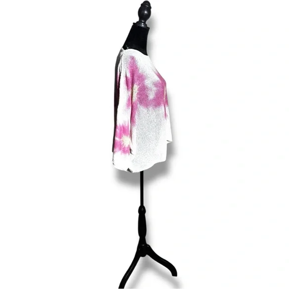 Pol Floral Pink and White Sheer Knit Women's Poncho Style 3/4 Sleeve Top - Picture 3 of 16